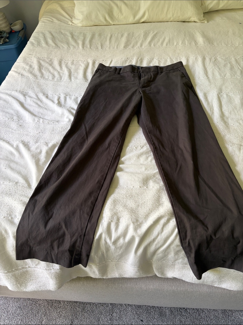 GAP Men's Wide-Leg Dress Pants in Dark Brown